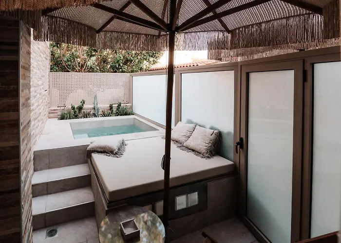 Sabbia Mini Pool Suites II