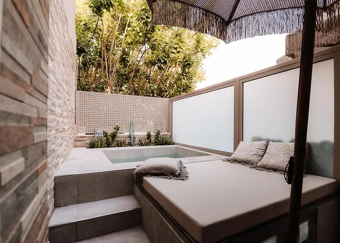Sabbia Mini Pool Suites II